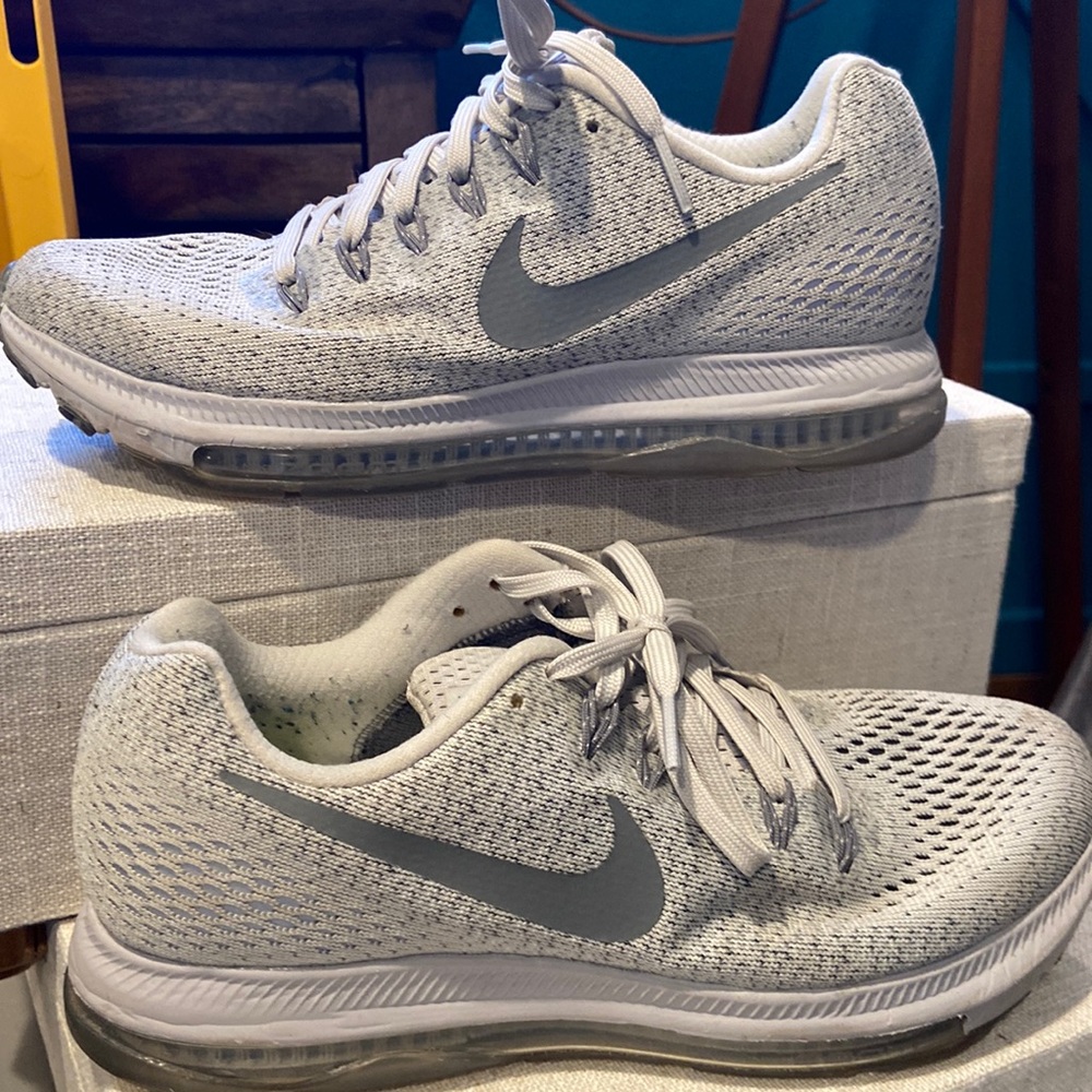 Nike Zoom all out shoes